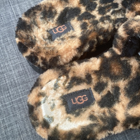 🐆UGG Fluffita Panther Print Slides Slippers - Picture 12 of 13